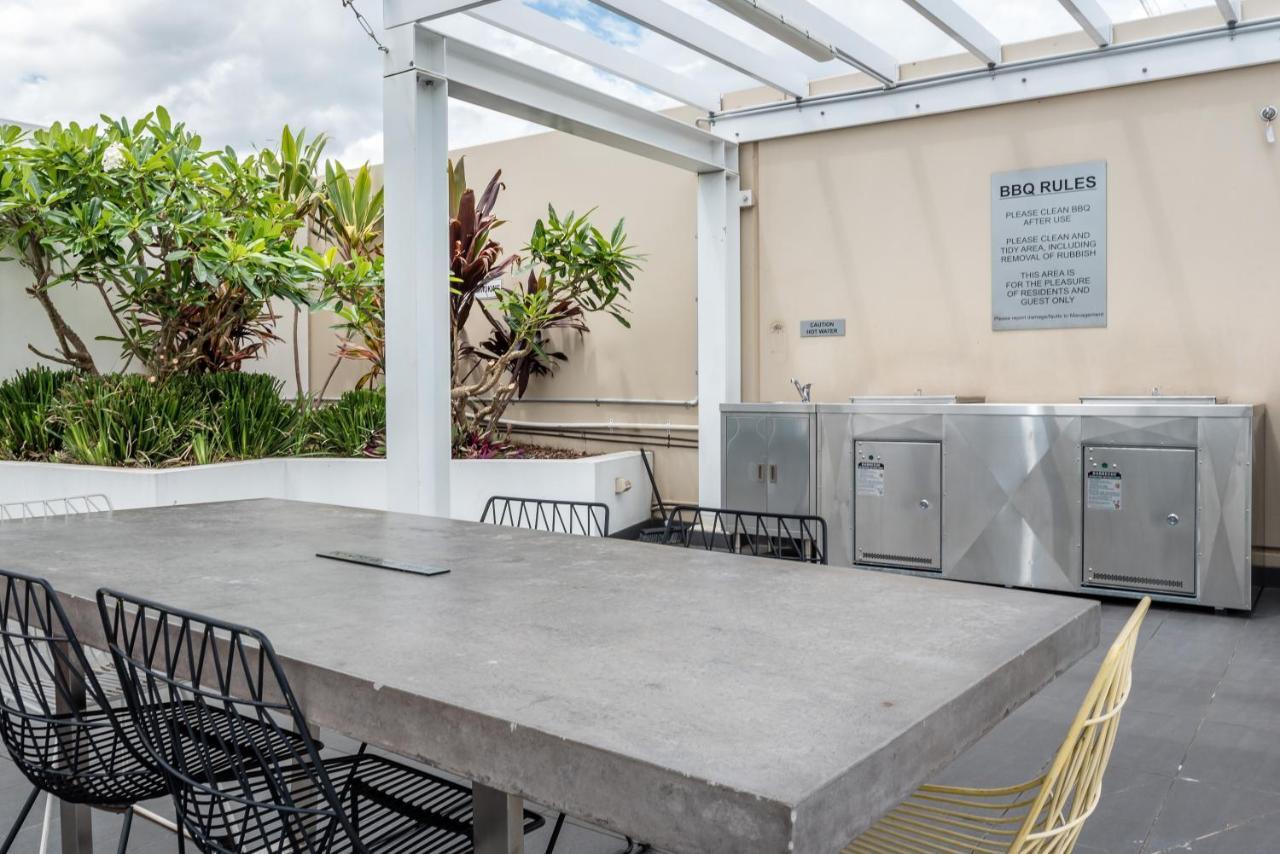 Two Bedroom Apartment On Ann Street Fortitude Valley By Serain Residences ブリスベン エクステリア 写真